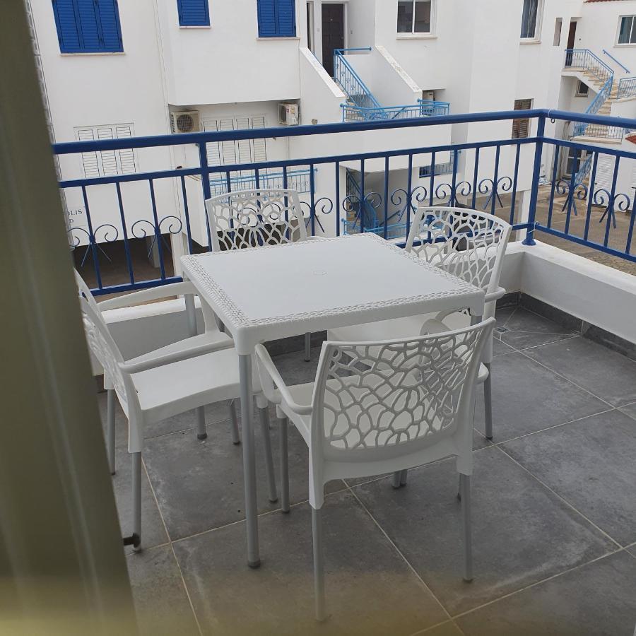 G&E Harbour Apartments Lachi Esterno foto