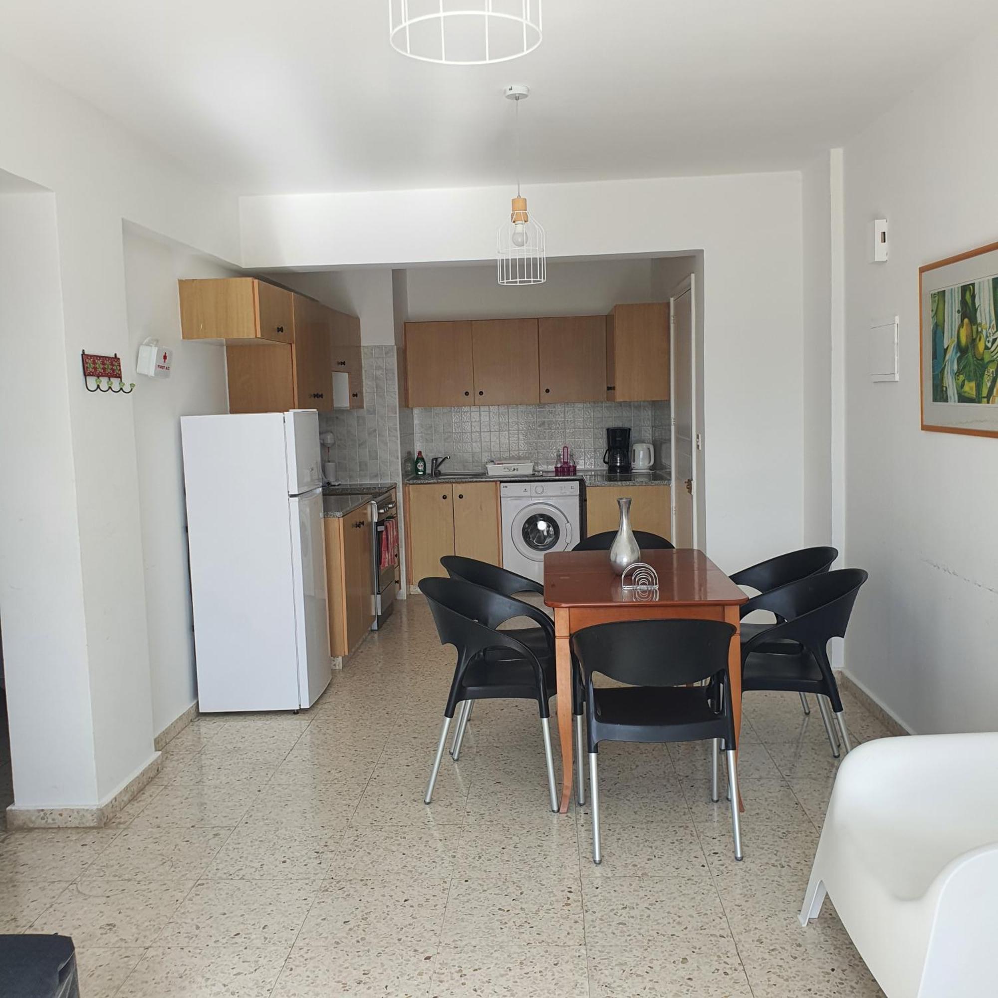 G&E Harbour Apartments Lachi Esterno foto