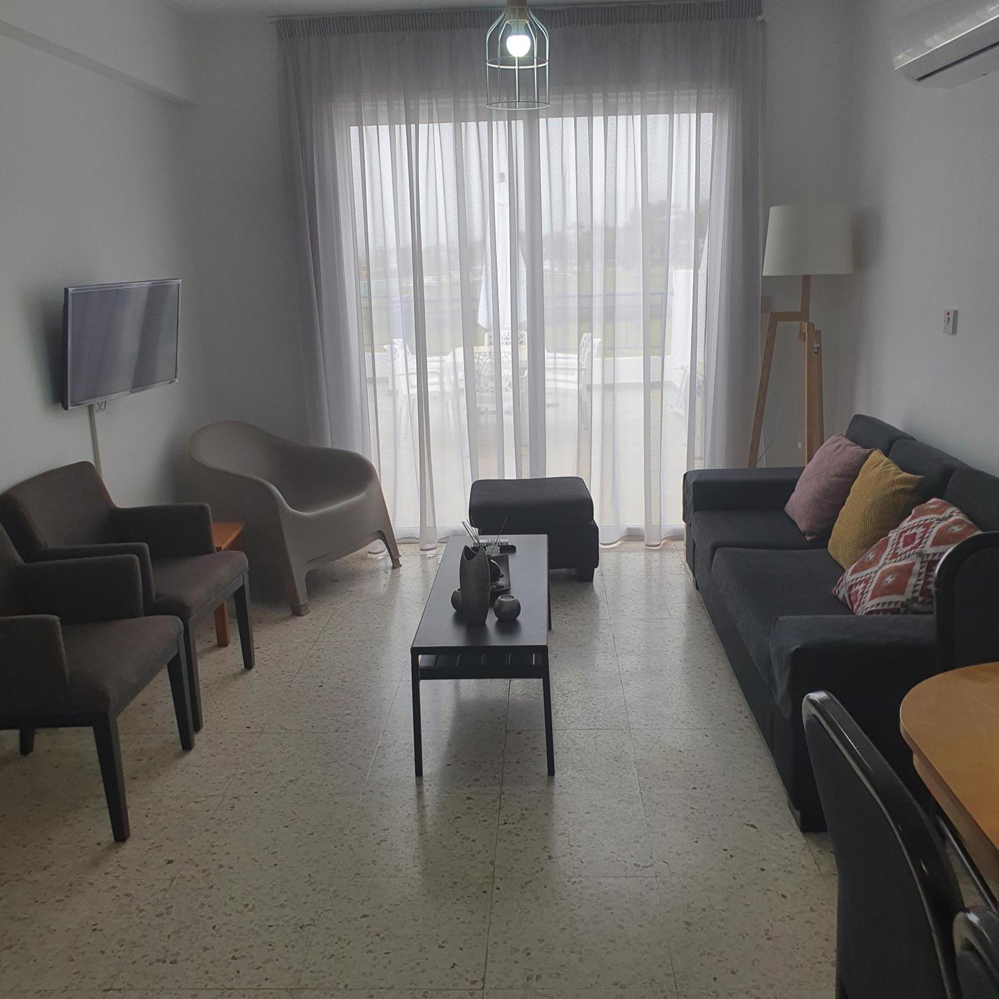G&E Harbour Apartments Lachi Esterno foto