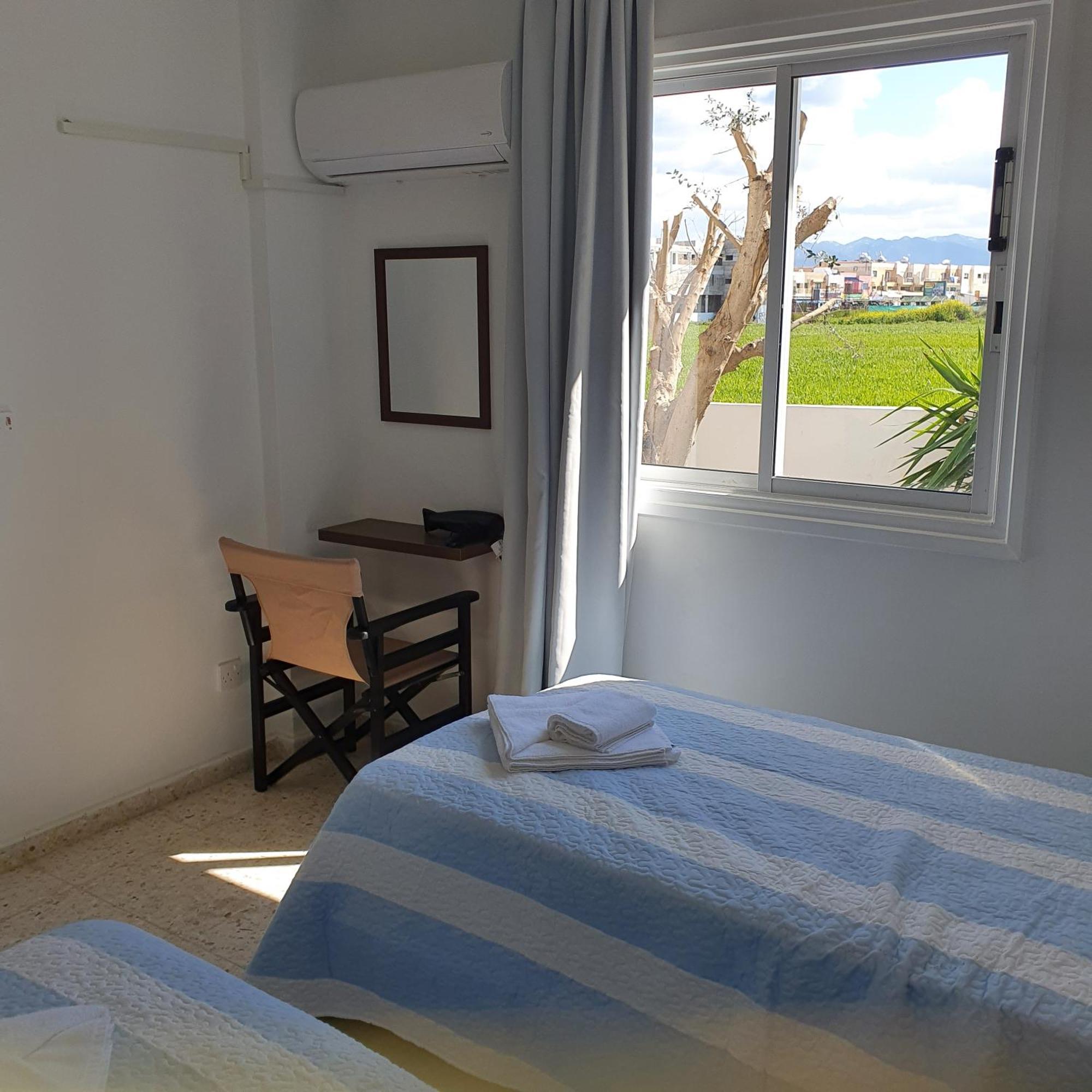 G&E Harbour Apartments Lachi Esterno foto