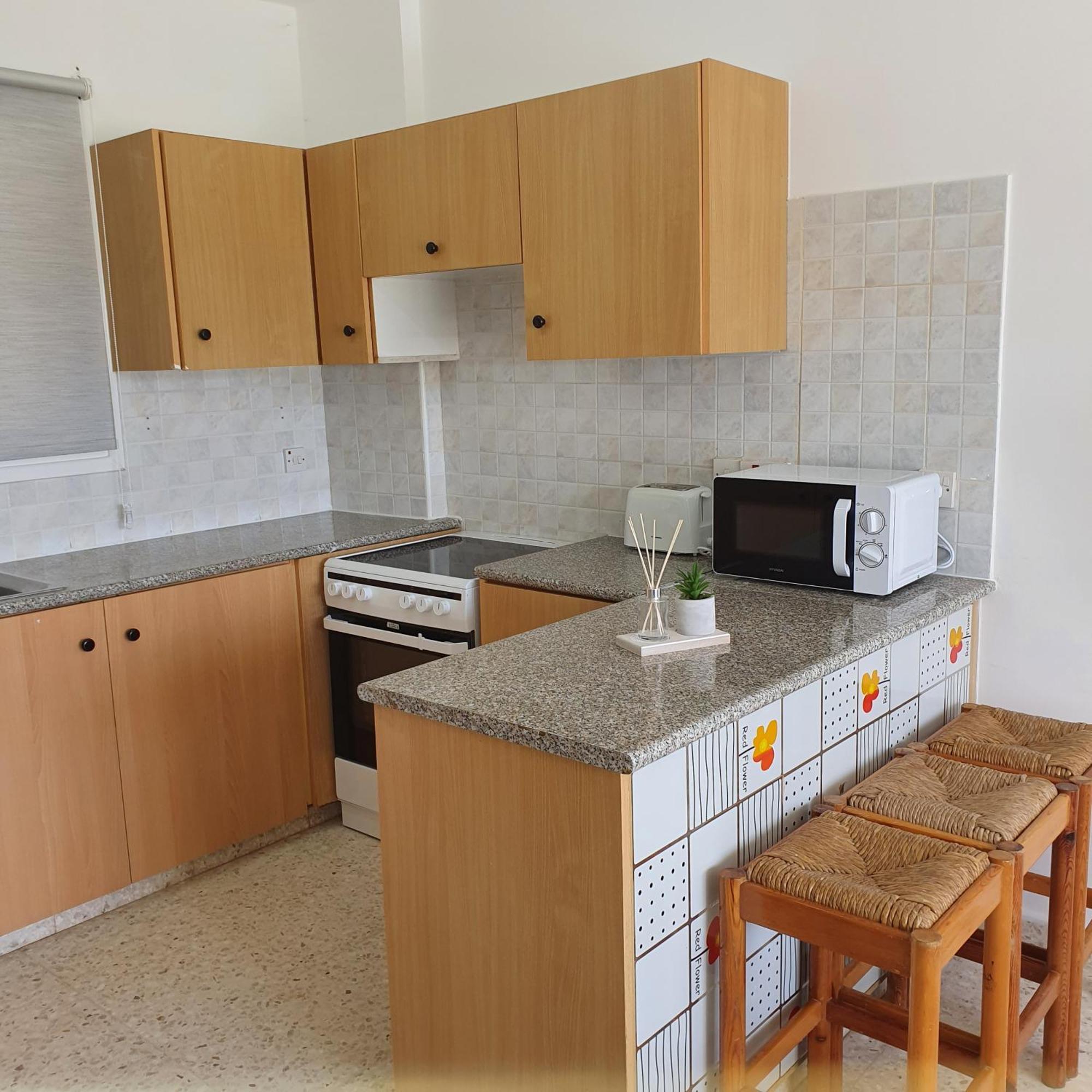 G&E Harbour Apartments Lachi Esterno foto