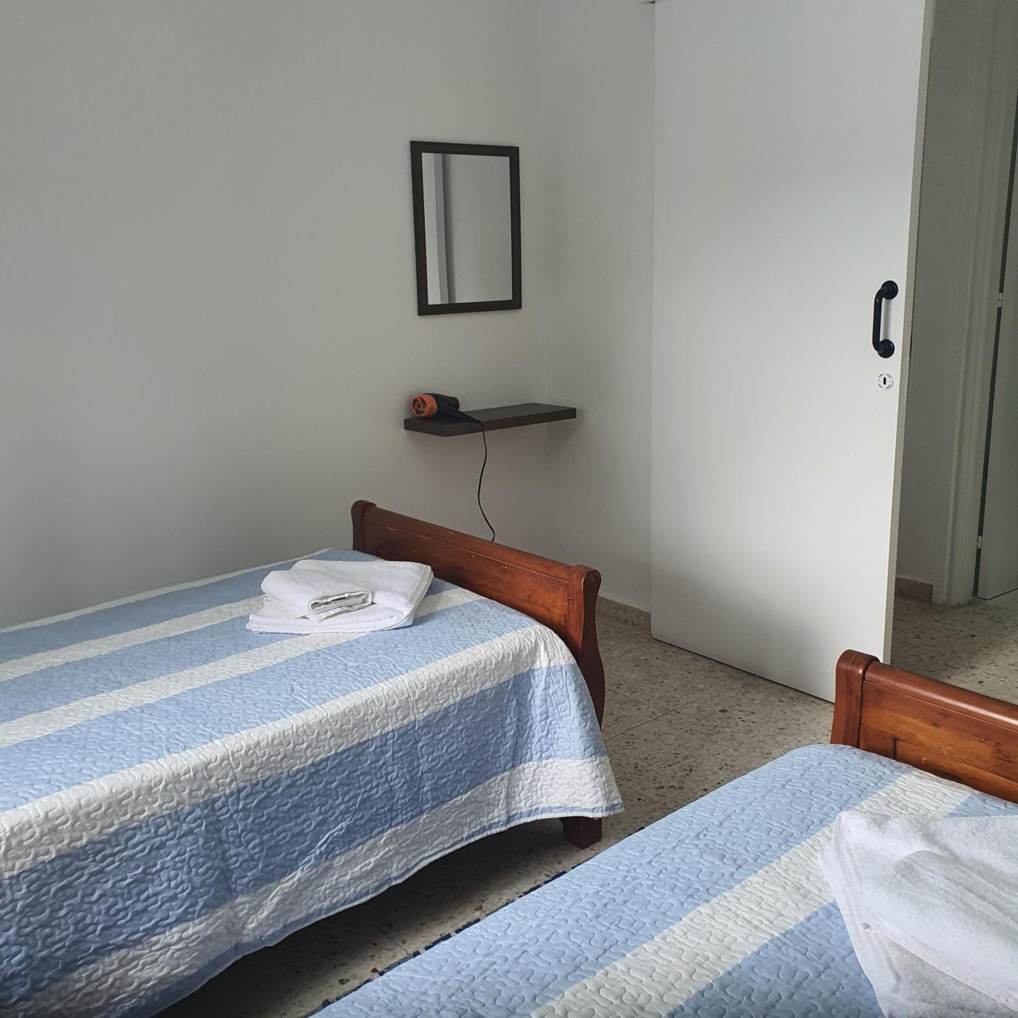 G&E Harbour Apartments Lachi Esterno foto