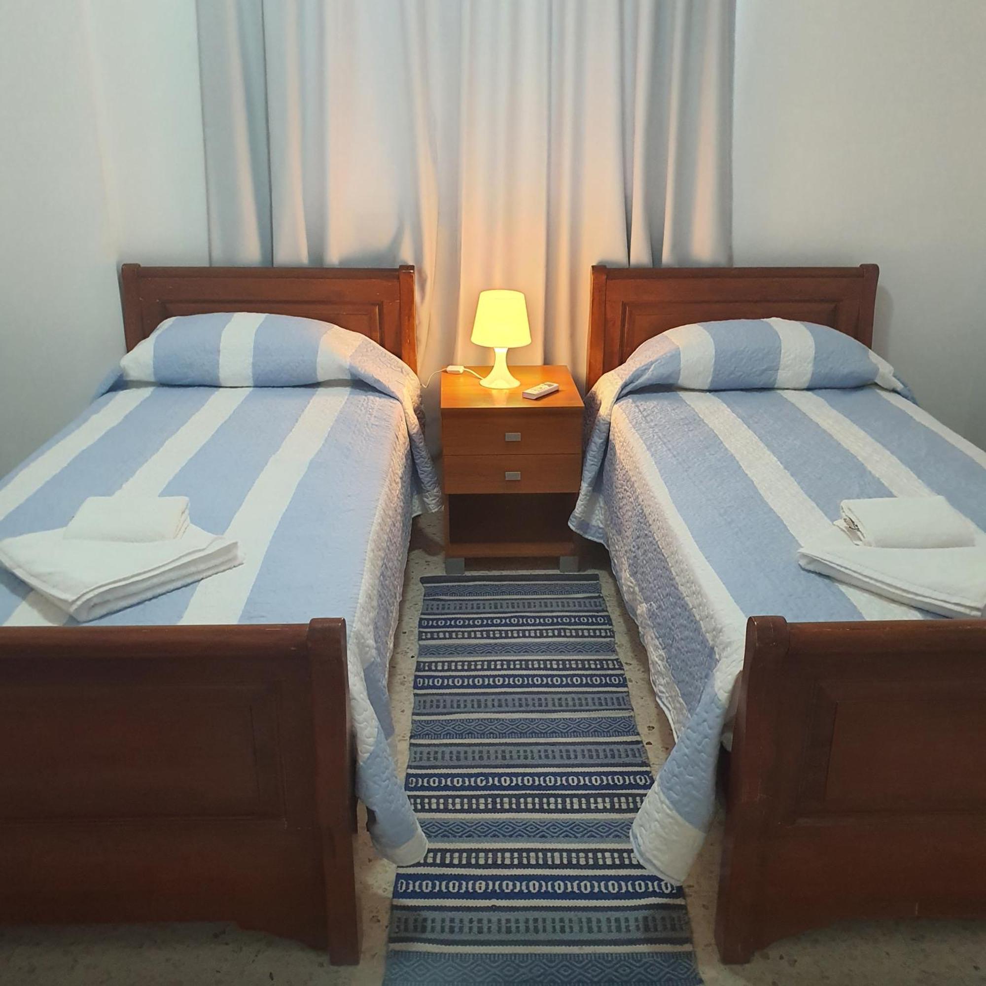 G&E Harbour Apartments Lachi Esterno foto