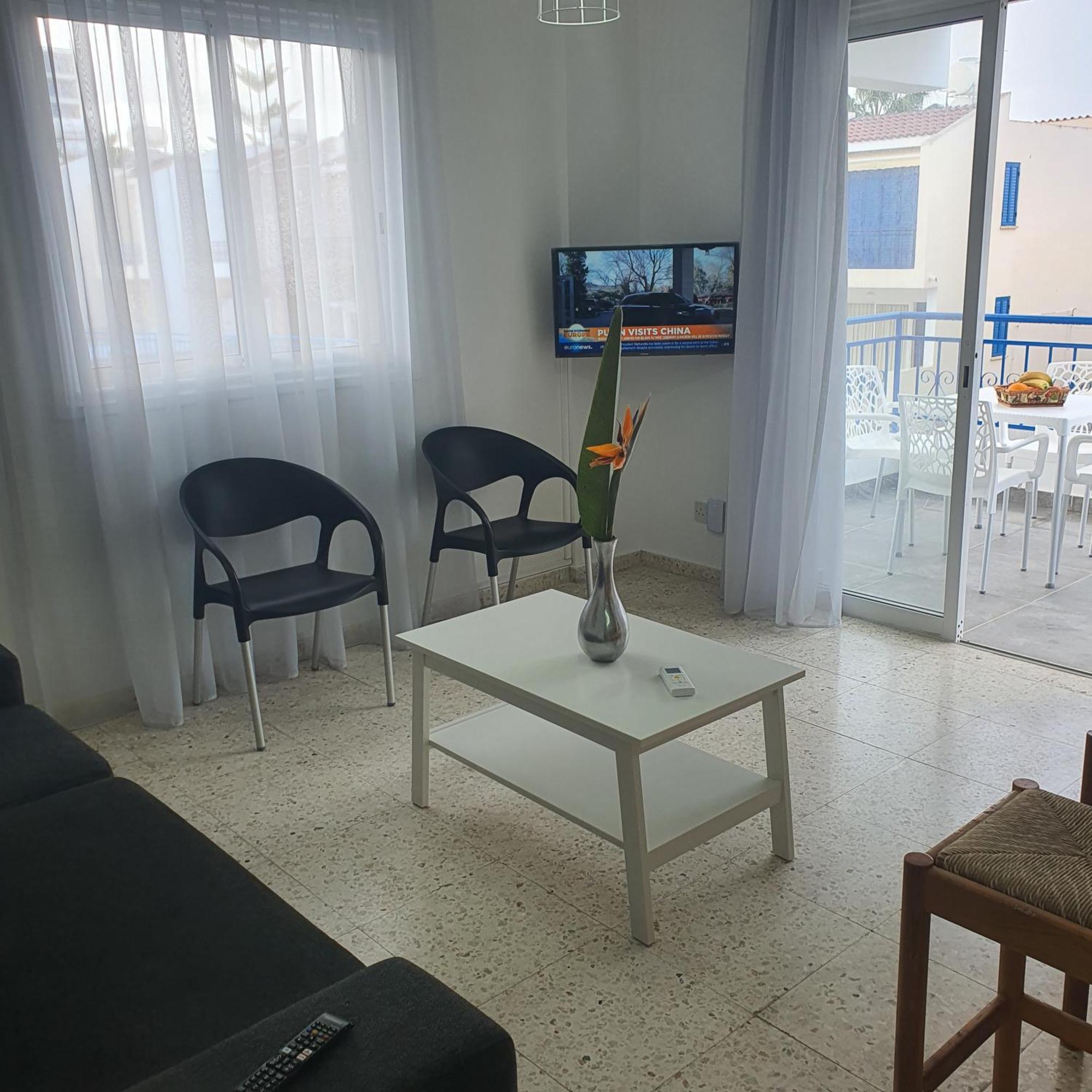 G&E Harbour Apartments Lachi Esterno foto