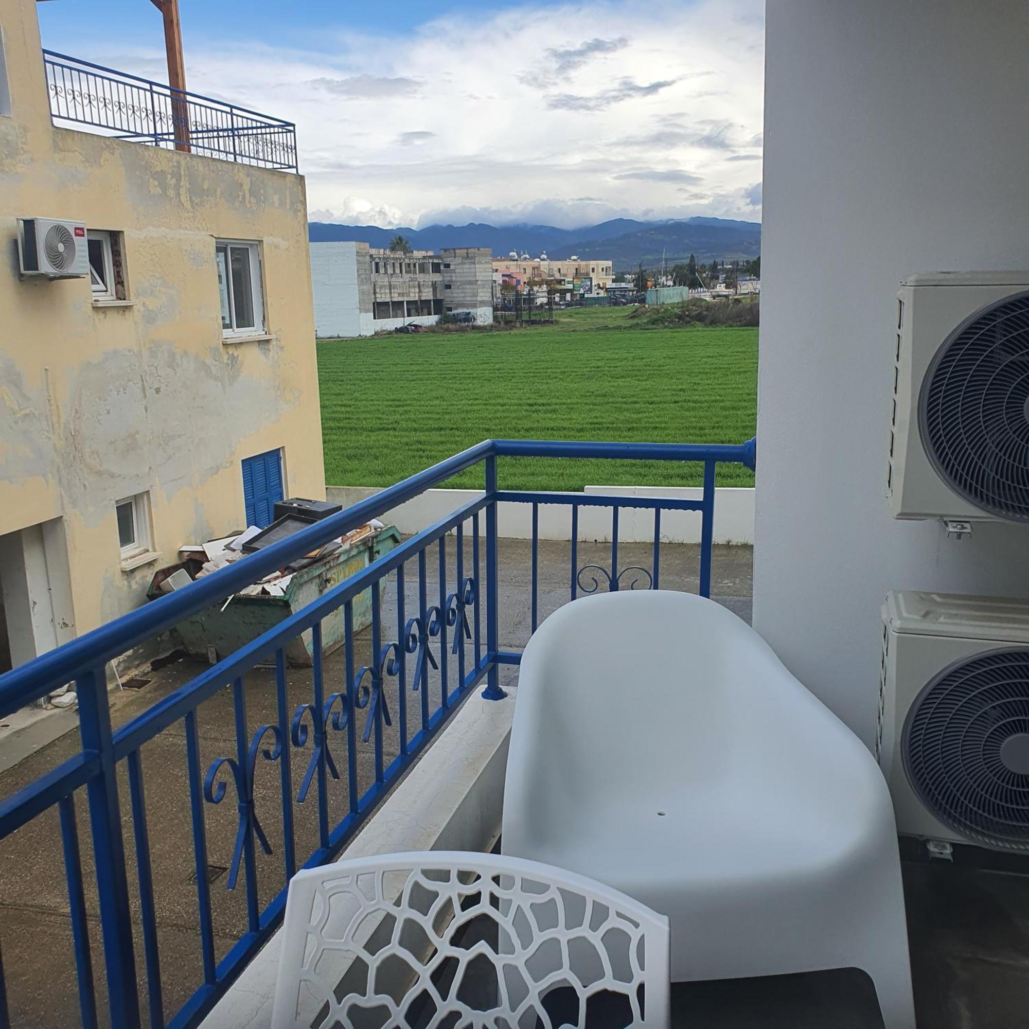 G&E Harbour Apartments Lachi Esterno foto